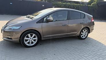 byd da tang: Honda Insight: 2010 г., 1.3 л, Вариатор, Гибрид, Хэтчбэк — 9