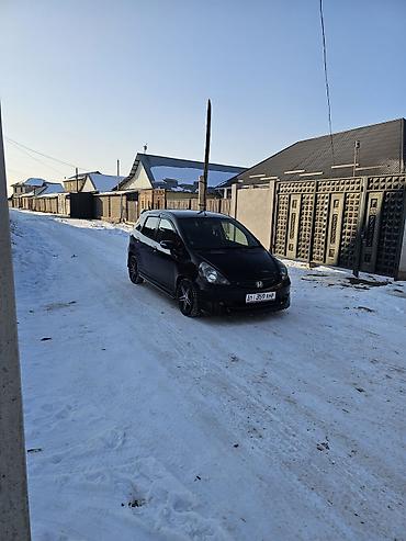 Honda: Honda Fit: 2003 г., 1.5 л, Вариатор, Бензин, Хэтчбэк — 15