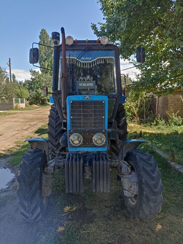 Другой транспорт: Трактор МТЗ 82.1 сатылат абалы жакшы, жылы 2004 г. пресподборщик