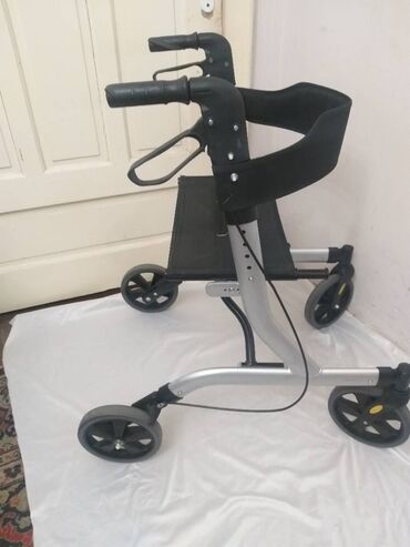 Hodalice, štake, štapovi za hodanje, kolica za hodanje: Nemacka aluminijumska hodalica-setalica, sa 4 tocka, marke ROLLATOR — 6