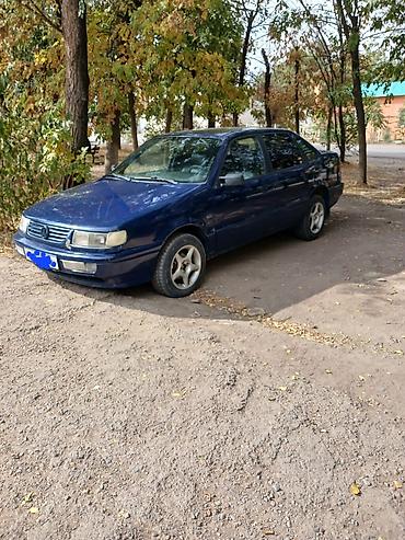 Volkswagen Passat: 1995 г., Седан at lalafo.kg Volkswagen Passat: 1995 г., Седан