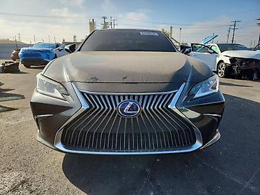 inter: Lexus ES: 2020 г., 2.5 л, Автомат, Гибрид — 1