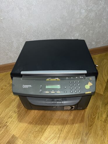 Printerlər: Canon printer işlək vəziyyətdə (scan və kserekopya mövcuddur)