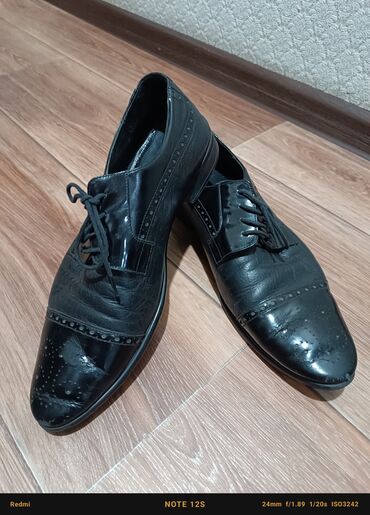 зимние обувь мужские: Туфли классические 43 р.в отличном сост.
500с