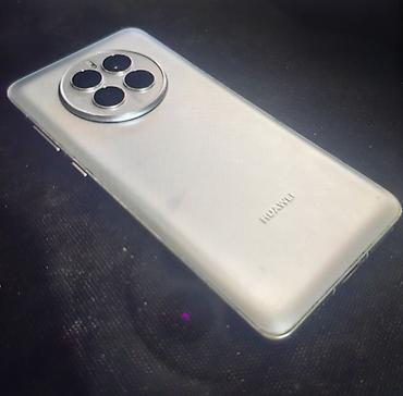 Huawei Mate 50, Б/у, 256 ГБ, цвет - Бежевый, 1 SIM, 2 SIM