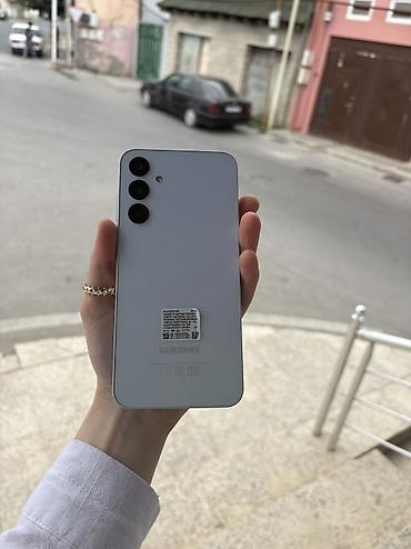 Мобильные телефоны: Samsung Galaxy A25, 256 ГБ, цвет - Белый, Две SIM карты — 1