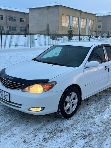 Toyota: Toyota Camry: 2002 г., 2.4 л, Механика, Бензин, Седан