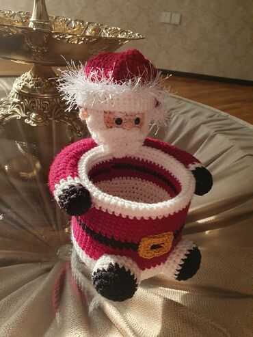 Konfet qabları: Yenil il temalı əl işi “Şaxta Baba” konteyneri - Material: əl ilə — 15