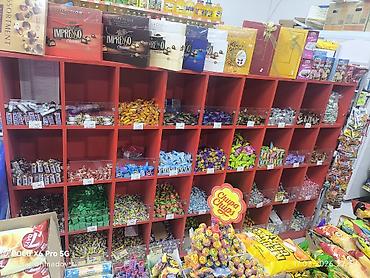 Оборудование для магазинов: Konfet vitrini satılır. Az işlənib. Demək olar ki, təzədir. Real — 3