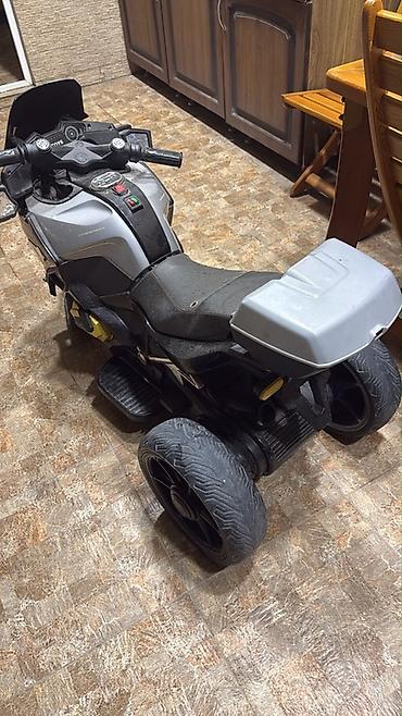 moms 4: Uşaq üçün elektrikli kvadriskl (ride-on) - Dizayn: 4 təkərli — 1