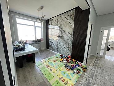 Продажа коттеджей и домов: Продаётся просторный дом в Рухий Мурас-2 🏡 📍 Локация: Рухий Мурас‑2 📐 — 7