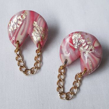 Earrings: Screwback earrings, Material: Stainless steel, Polymer clay