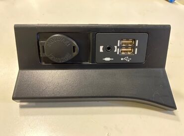 Другие детали салона: Aux usb port Lexus Rx 350 (б/у) AUX USB port подходит: Lexus RX350 4 at lalafo.kg Другие детали салона: Aux usb port Lexus Rx 350 (б/у) AUX USB port подходит: Lexus RX350 4