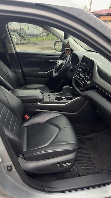 Toyota: Toyota Highlander: 2023 г., 2.5 л, Автомат, Бензин, Кроссовер — 8