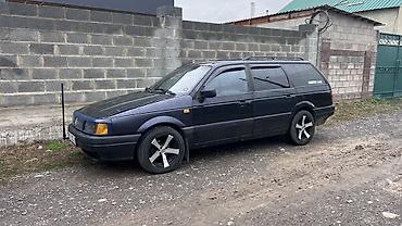 Volkswagen Passat: 1991 г., 1.8 л, Механика, Бензин, Универсал at lalafo.kg Volkswagen Passat: 1991 г., 1.8 л, Механика, Бензин, Универсал