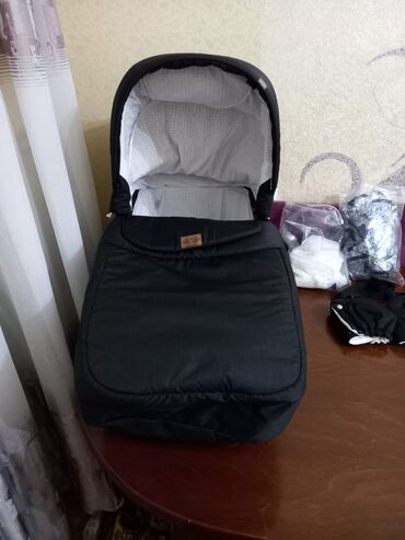 Gəzinti arabaları: İşlənmiş, Ünvandan götürmə — 17