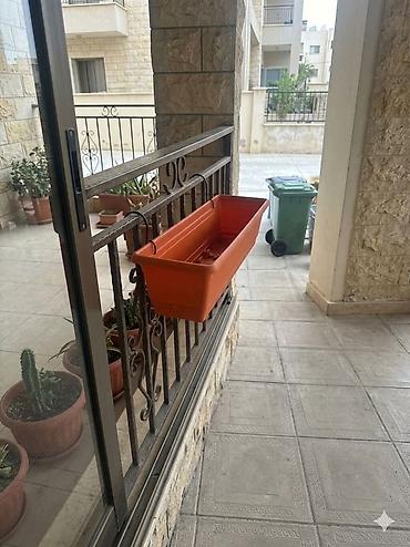roza gulleri: Dibcek duzbucaqli asilqanli gul qabi asilqanli Asilqanli duzbucaqli — 2
