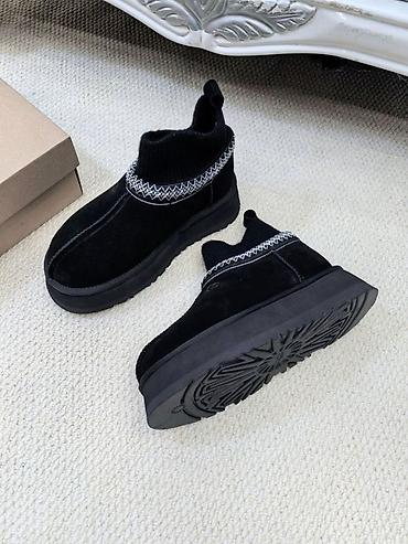 nike acg: Ботинки, 36, 37, 38, UGG, Новый, цвет - Черный, Платная доставка — 1