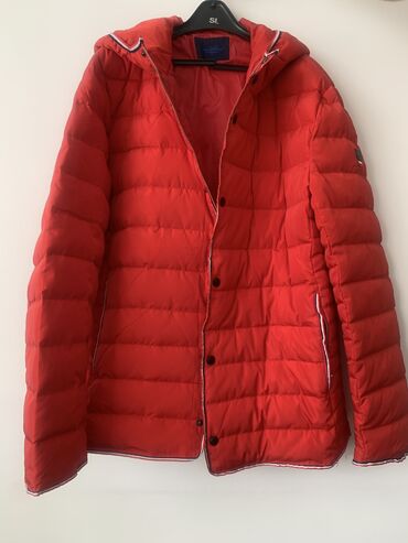 пуховик с натуральным мехом: Куртка цвет - Красный