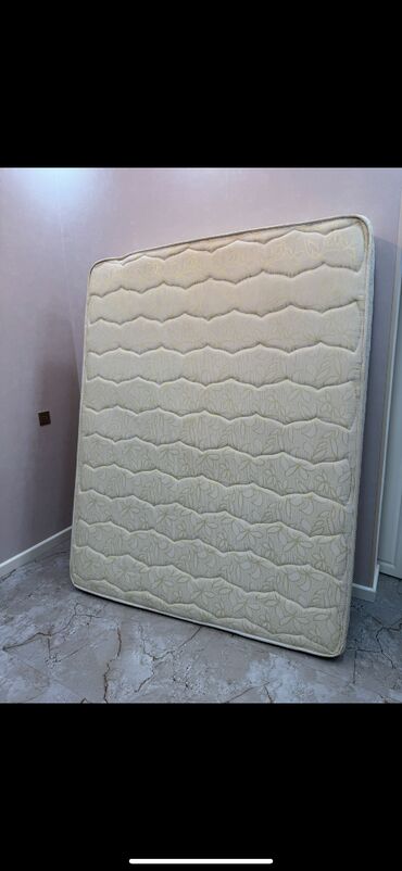 maqnitli divan ortuyu: Ideal veziyyetde döşək 160/200 hündürluk 20 cm
Endirim mümkündü