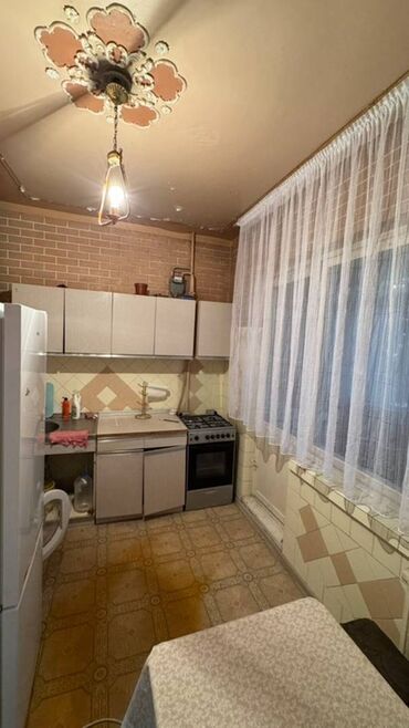 номера в иссык куле: 1 комната, 45 м², 106 серия, 2 этаж, Косметический ремонт