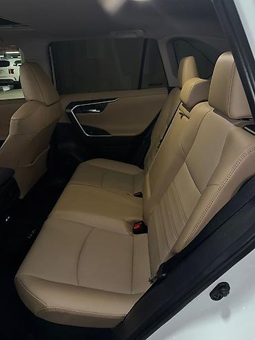 Стеклоподъёмники: Toyota RAV4 2023, 2,5 гибрид limited 2 ключа Обмен и бартер не — 13
