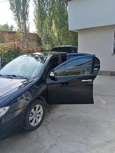 LIFAN: LIFAN Solano: 2013 г., 1.6 л, Механика, Бензин, Седан — 2