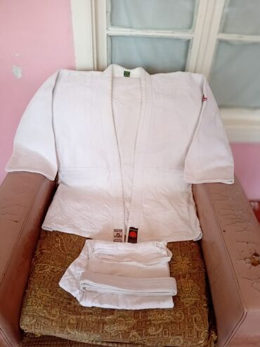 İdman formaları: Salam aleykum Oglan ve qiz uşaqlari ücün az işlenmiş Cüdo kimanolari — 23