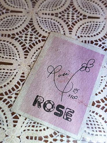 İncəsənət və kolleksiyalar: “ROSE” temalı Instagram kartı Təsvir: - Ön tərəfi sosial şəbəkə — 2