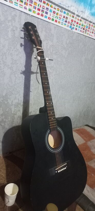 электроакустическая гитара цена: 41 размер Адрес Бишкек
цена договорная 

идеальная гитара
почти новый