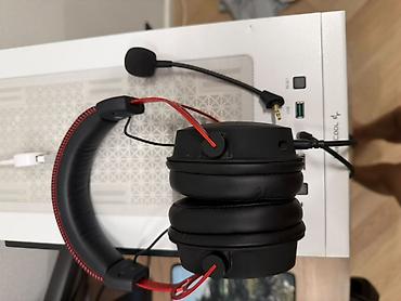 Проводные гарнитуры: Игровая гарнитура HyperX (серия Cloud) с фирменной красной — 2
