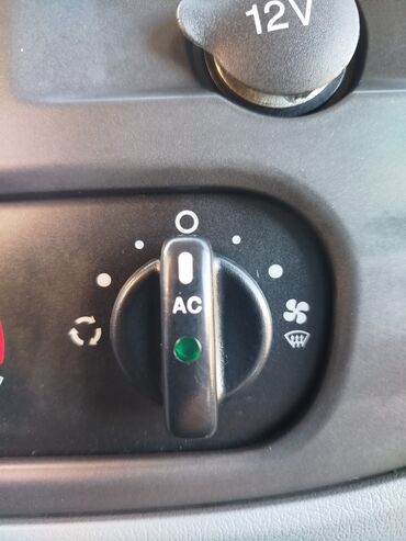 Ford: Ford Transit: 2.4 l | 2007 il 173000 km Van/Minivan — 4