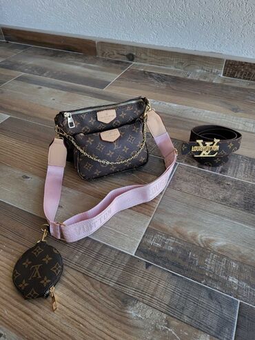 Torbe: Cena torbi 2600
cena novcanika 2200
cena kaisa 2200
Porez — 7