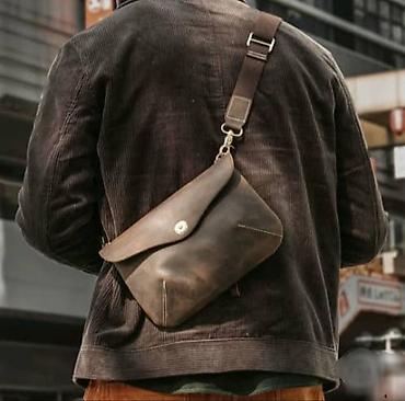 pull bear: Барсетка, Материал: Натуральная кожа, Регулируемый ремень, Новый — 1