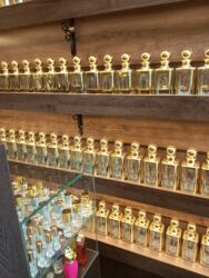 Парфюмерия: Новый Ош Базар 27-ой ряд Ош жаны базарда 27чи катарда оригиналдуу — 3