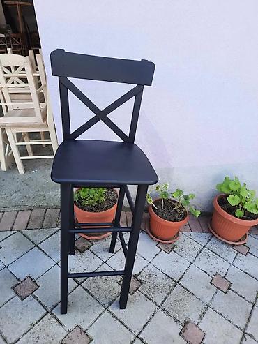 Stilske stolice: Barske stolice od punog drveta sa naslonom Stolice se prodaju po — 9