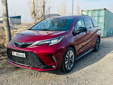 Toyota: Toyota Sienna: 2022 г., 2.5 л, Автомат, Гибрид, Минивэн — 1