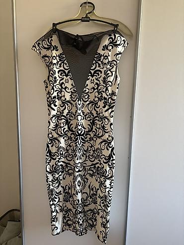 mango sandale: Elegantna midi haljina sa baršunastim žakard aplikacijama - Kroj — 1