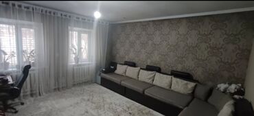7 микрайон: Дом, 72 м², 4 комнаты, Риэлтор