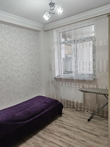 Uzunmüddətli kirayə mənzillər: Mənzilin təsviri: - Zövqlü şəkildə təmir edilmiş, işıqlı zal və yataq — 3