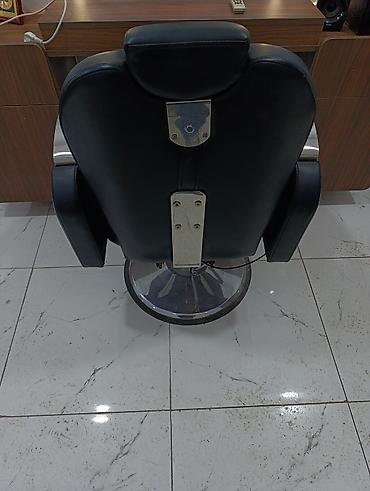Salon, tibbi mebel: Peşəkar bərbər/kosmetologiya kreslosu - Rəng: qara - Material: yumşaq — 2