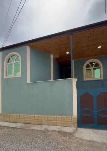 Həyət evləri və villaların satışı: Binəqədi qəs. 3 otaqlı, 110 kv. m, Yeni təmirli — 30