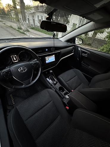 таота сюрф: Toyota Corolla: 2016 г., 1.8 л, Автомат, Бензин — 6