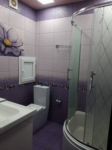 Uzunmüddətli kirayə mənzillər: Xalqlar metrosunun yaxınlığında Oskar restoranına yaxın 18 mertebeli — 14