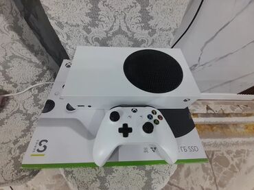 xbox series x цена: Приставка в идеальном состоянии. Бесшумная, не греется, чистая - без