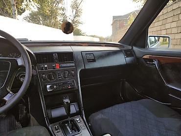 sedan avtomobil: Mercedes-Benz C 250: 2.5 l | 1994 il Sedan — 8