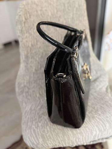 bag bicagi: Qara laklı qadın əl çantası - Material: parıldayan laklı (patent) — 2