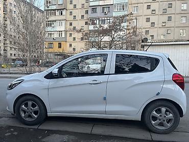 Chevrolet: Chevrolet Spark: 2018 г., 1 л, Автомат, Бензин, Хэтчбэк at lalafo.kg — 2 Chevrolet: Chevrolet Spark: 2018 г., 1 л, Автомат, Бензин, Хэтчбэк — 2