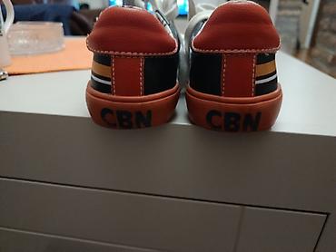 Patike: Prodajem kožne dečije patike marke Ciciban u odličnom stanju, jednom — 7