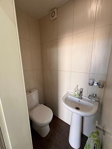 Продажа коттеджей и домов: 4 комнаты, 80 м², 4 соток, Бишкек, Юнусалиева/Суванбердиева Собственник — 13